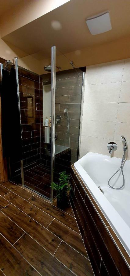 אולומוץ Apartman Jako Doma מראה חיצוני תמונה