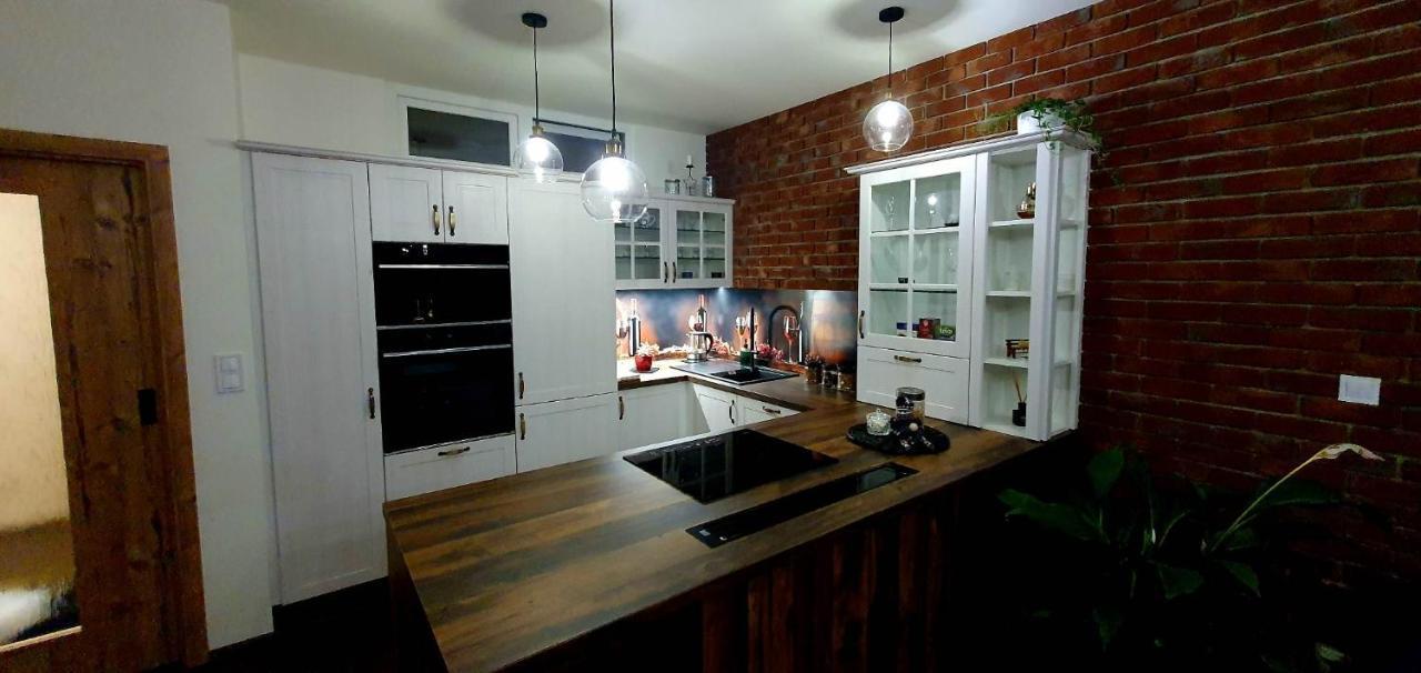 אולומוץ Apartman Jako Doma מראה חיצוני תמונה