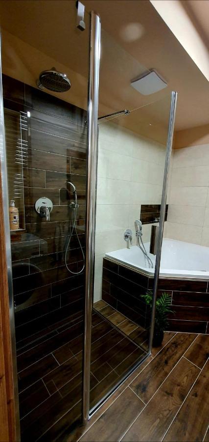 אולומוץ Apartman Jako Doma מראה חיצוני תמונה